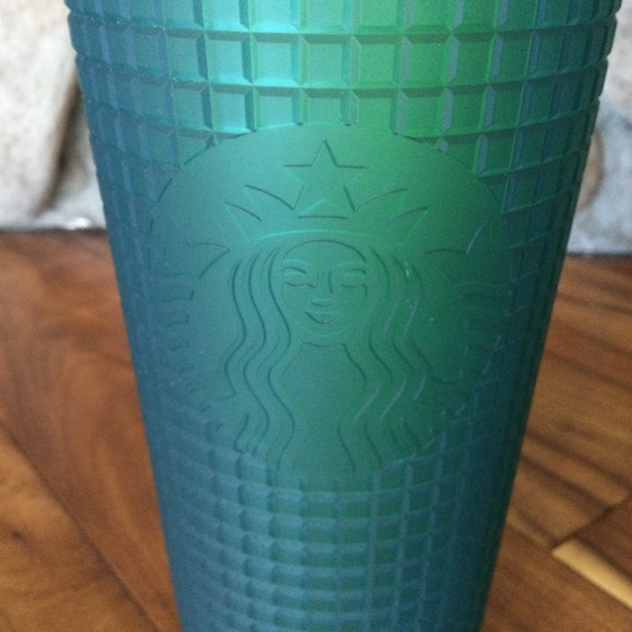 Starbucks Green Jelly Grid Tumbler 2022 Limited Edition 24 ounce - Picture 2 of 7